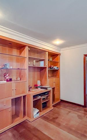 Casa à venda com 670m², 5 quartos e 6 vagasSala 3