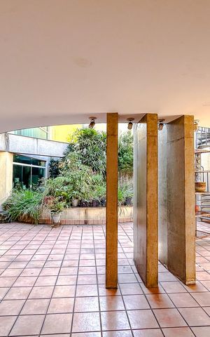 Casa à venda com 670m², 5 quartos e 6 vagasÁrea externa