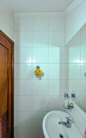 Casa à venda com 670m², 5 quartos e 6 vagasBanheiro 2