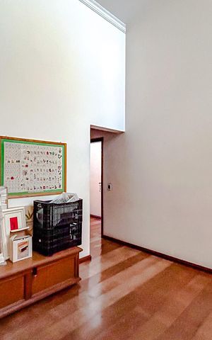 Casa à venda com 670m², 5 quartos e 6 vagasSala 2
