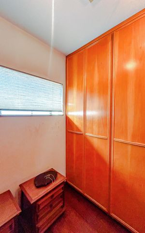 Casa à venda com 670m², 5 quartos e 6 vagasCloset da suíte 1