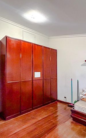 Casa à venda com 670m², 5 quartos e 6 vagasQuarto 4