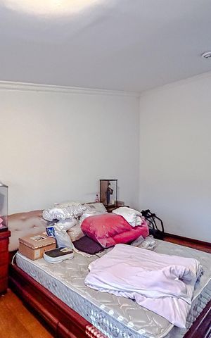 Casa à venda com 670m², 5 quartos e 6 vagasQuarto 1 - Suíte