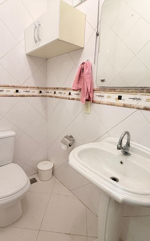 Casa à venda com 200m², 3 quartos e 2 vagasLavabo