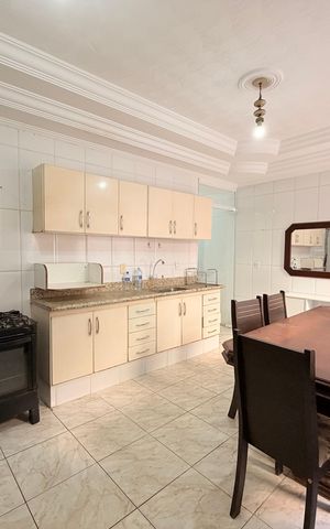 Casa à venda com 200m², 3 quartos e 2 vagasCozinha