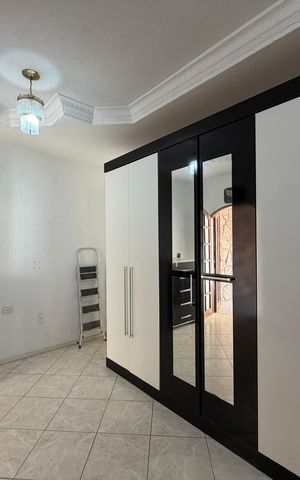Casa à venda com 200m², 3 quartos e 2 vagasQuarto 2