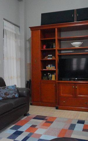 Casa à venda com 200m², 4 quartos e 2 vagas Casa à venda com 200m², 4 quartos e 2 vagasSala