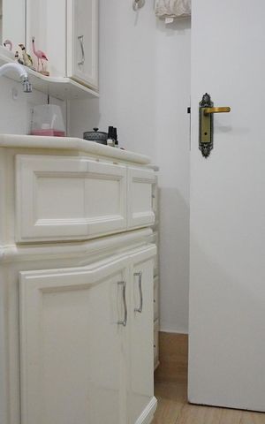 Casa à venda com 200m², 4 quartos e 2 vagas Casa à venda com 200m², 4 quartos e 2 vagasBanheiro suite 1