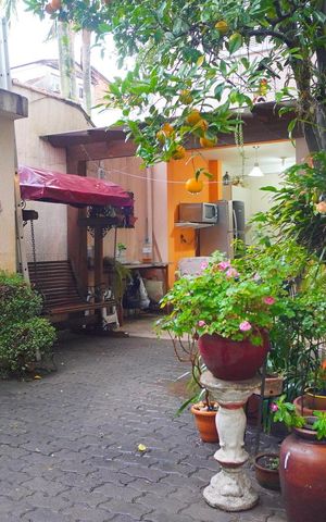 Casa à venda com 200m², 4 quartos e 2 vagas Casa à venda com 200m², 4 quartos e 2 vagasPátio e acesso a edícula