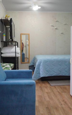 Casa à venda com 200m², 4 quartos e 2 vagas Casa à venda com 200m², 4 quartos e 2 vagasEdícula