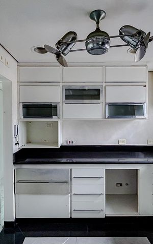 Apartamento à venda com 106m², 3 quartos e 3 vagasCozinha