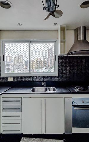 Apartamento à venda com 106m², 3 quartos e 3 vagasCozinha