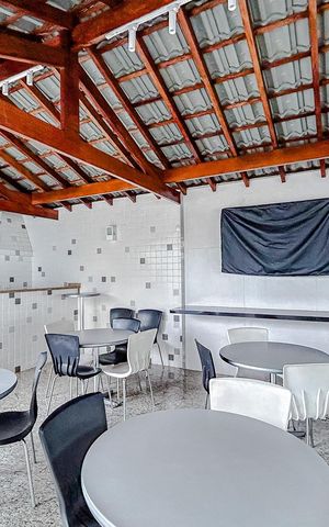 Apartamento à venda com 106m², 3 quartos e 3 vagasÁrea comum - Churrasqueira