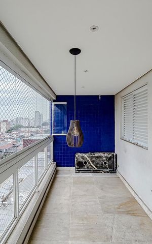 Apartamento à venda com 106m², 3 quartos e 3 vagasVaranda
