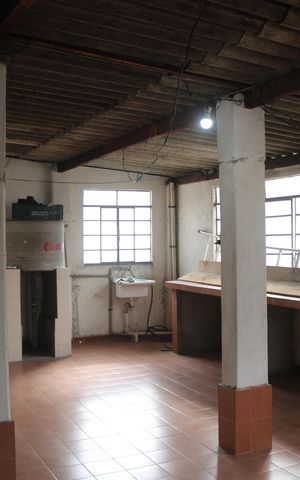 Casa para alugar com 227m², 2 quartos e sem vagaCobertura