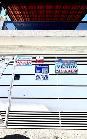Casa à venda com 100m², 3 quartos e 2 vagas