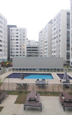 Apartamento à venda com 44m², 2 quartos e 1 vagaVista janela da sala