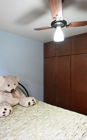 Casa à venda com 90m², 3 quartos e 2 vagasQuarto 