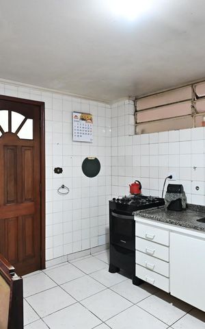 Casa à venda com 90m², 3 quartos e 2 vagasCozinha