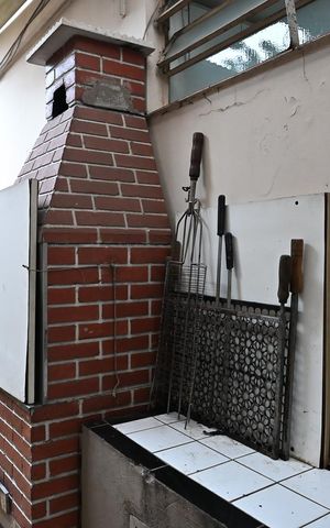Casa à venda com 90m², 3 quartos e 2 vagasChurrasqueira