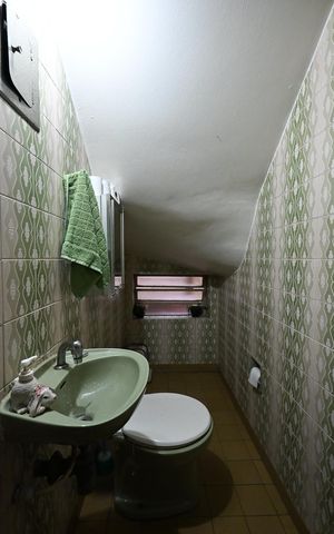 Casa à venda com 90m², 3 quartos e 2 vagasLavabo