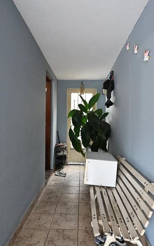 Casa à venda com 90m², 3 quartos e 2 vagasHall de Entrada