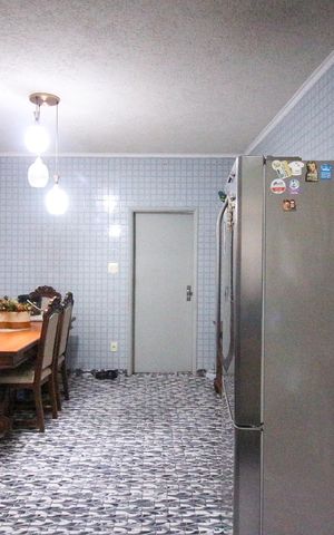 Casa à venda com 321m², 5 quartos e 2 vagas