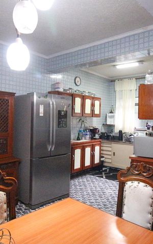 Casa à venda com 321m², 5 quartos e 2 vagas