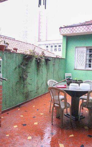Casa à venda com 321m², 5 quartos e 2 vagas