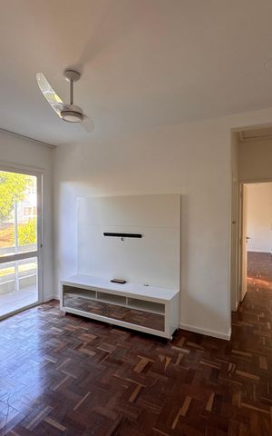 Casa de condomínio para alugar com 350m², 3 quartos e 4 vagas