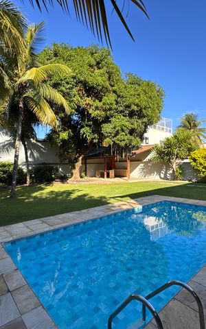 Casa de condomínio para alugar com 350m², 3 quartos e 4 vagas Casa de condomínio para alugar com 350m², 3 quartos e 4 vagasÁrea externa
