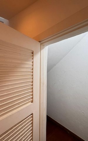 Casa de condomínio para alugar com 350m², 3 quartos e 4 vagas