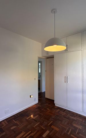 Casa de condomínio para alugar com 350m², 3 quartos e 4 vagas Casa de condomínio para alugar com 350m², 3 quartos e 4 vagasQuarto 1