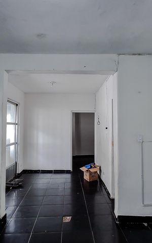 Apartamento à venda com 72m², 2 quartos e sem vaga Apartamento à venda com 72m², 2 quartos e sem vagaSala