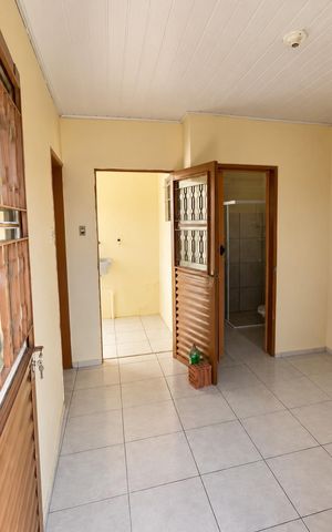 Casa de condomínio para alugar com 39m², 1 quarto e sem vaga Casa de condomínio para alugar com 39m², 1 quarto e sem vagaSala / Cozinha