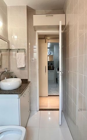 Apartamento à venda com 66m², 2 quartos e 1 vaga Apartamento à venda com 66m², 2 quartos e 1 vagaBanheiro social