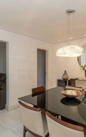 Apartamento à venda com 129m², 3 quartos e 2 vagas Apartamento à venda com 129m², 3 quartos e 2 vagasSala de Jantar