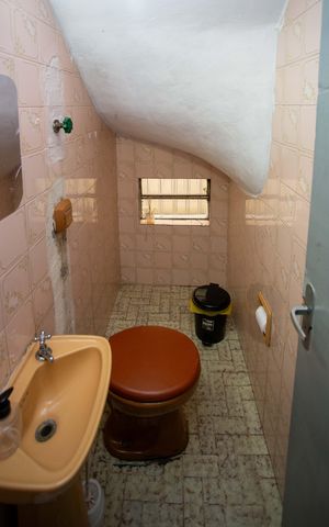 Casa à venda com 125m², 2 quartos e 1 vagaLavabo
