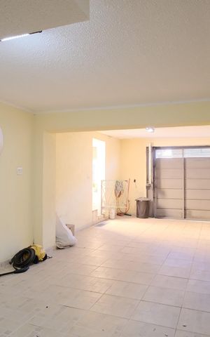 Casa à venda com 126m², 3 quartos e 4 vagasGaragem