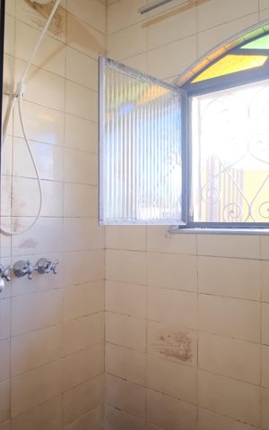 Casa à venda com 126m², 3 quartos e 4 vagasBanheiro