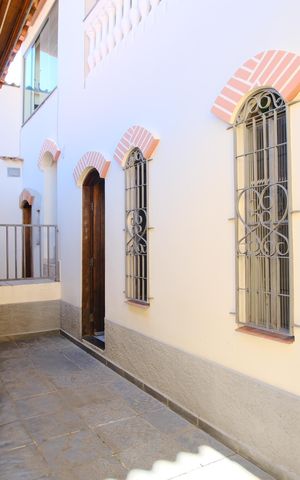 Casa à venda com 126m², 3 quartos e 4 vagasQuintal