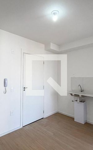 Apartamento à venda com 29m², 2 quartos e sem vaga Apartamento à venda com 29m², 2 quartos e sem vagaSala/Cozinha