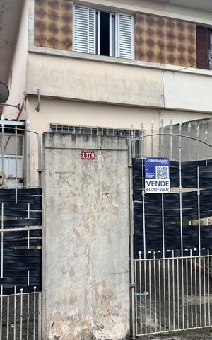 Casa à venda com 125m², 2 quartos e 1 vaga Casa à venda com 125m², 2 quartos e 1 vagaFachada
