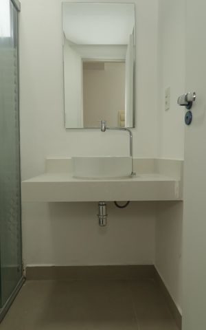 Apartamento para alugar com 57m², 2 quartos e 1 vagaBanheiro
