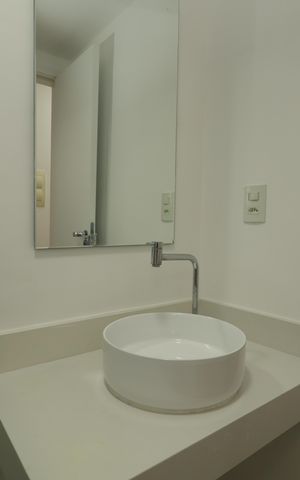 Apartamento para alugar com 57m², 2 quartos e 1 vagaBanheiro