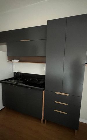 Studio para alugar com 29m², 1 quarto e sem vaga Studio para alugar com 29m², 1 quarto e sem vagaSala/cozinha