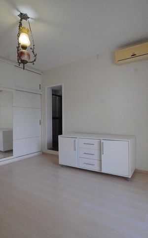 Casa para alugar com 350m², 5 quartos e 4 vagasSuíte 2