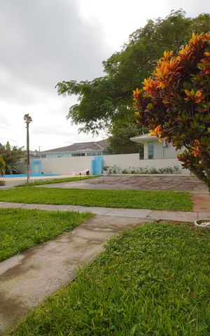 Casa para alugar com 350m², 5 quartos e 4 vagasÁrea externa