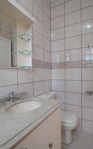 Casa para alugar com 350m², 5 quartos e 4 vagasBanheiro da Suíte 1