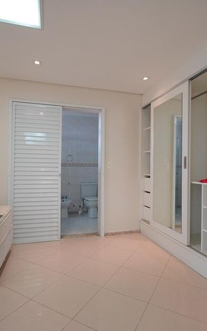 Casa para alugar com 350m², 5 quartos e 4 vagasQuarto de Serviço
